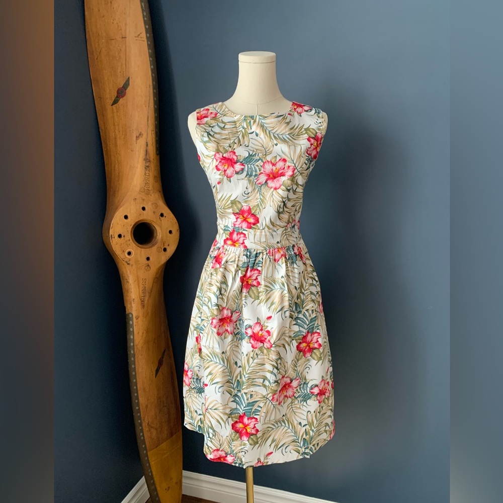 Mo:Vint dress. Size XS.